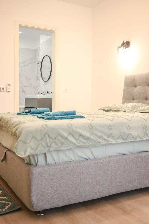 The Next Door Apartaments Bucharest Luaran gambar